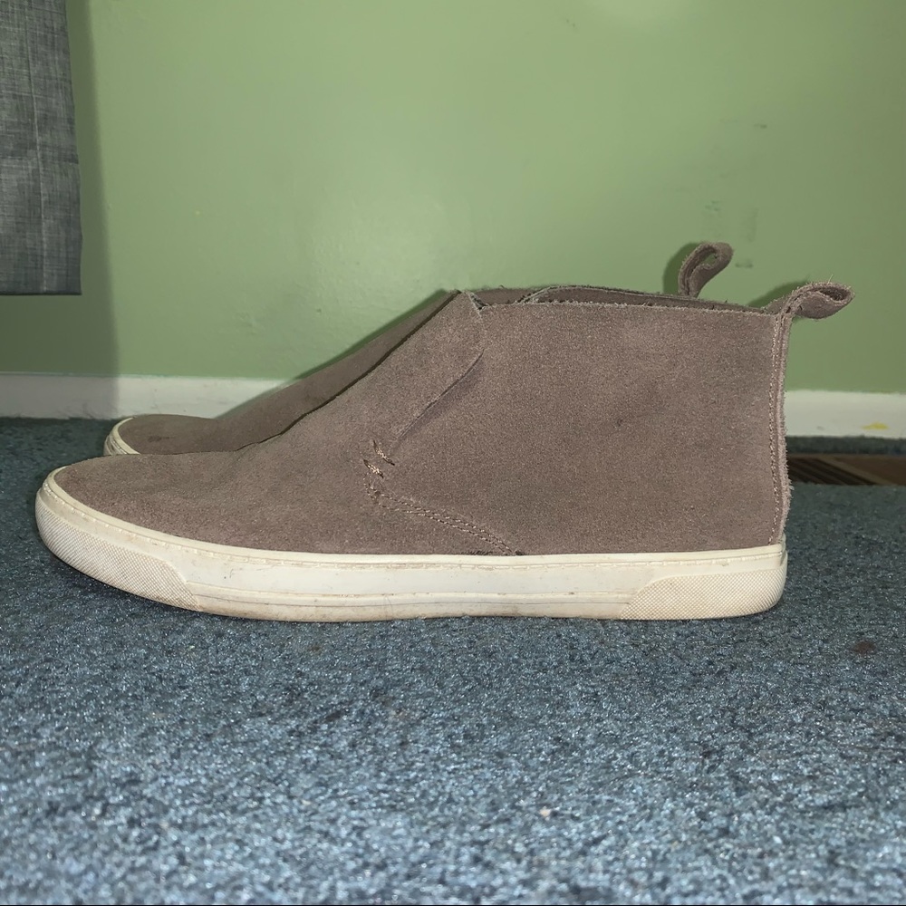 High-top slip on shoes